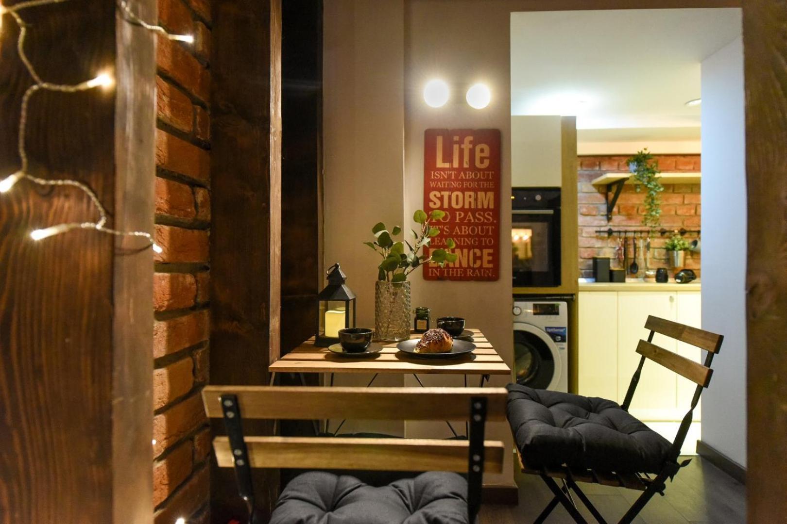 Central Comfort - Duplex-Style Studios On Regina Elisabeta Bukarest Rum bild