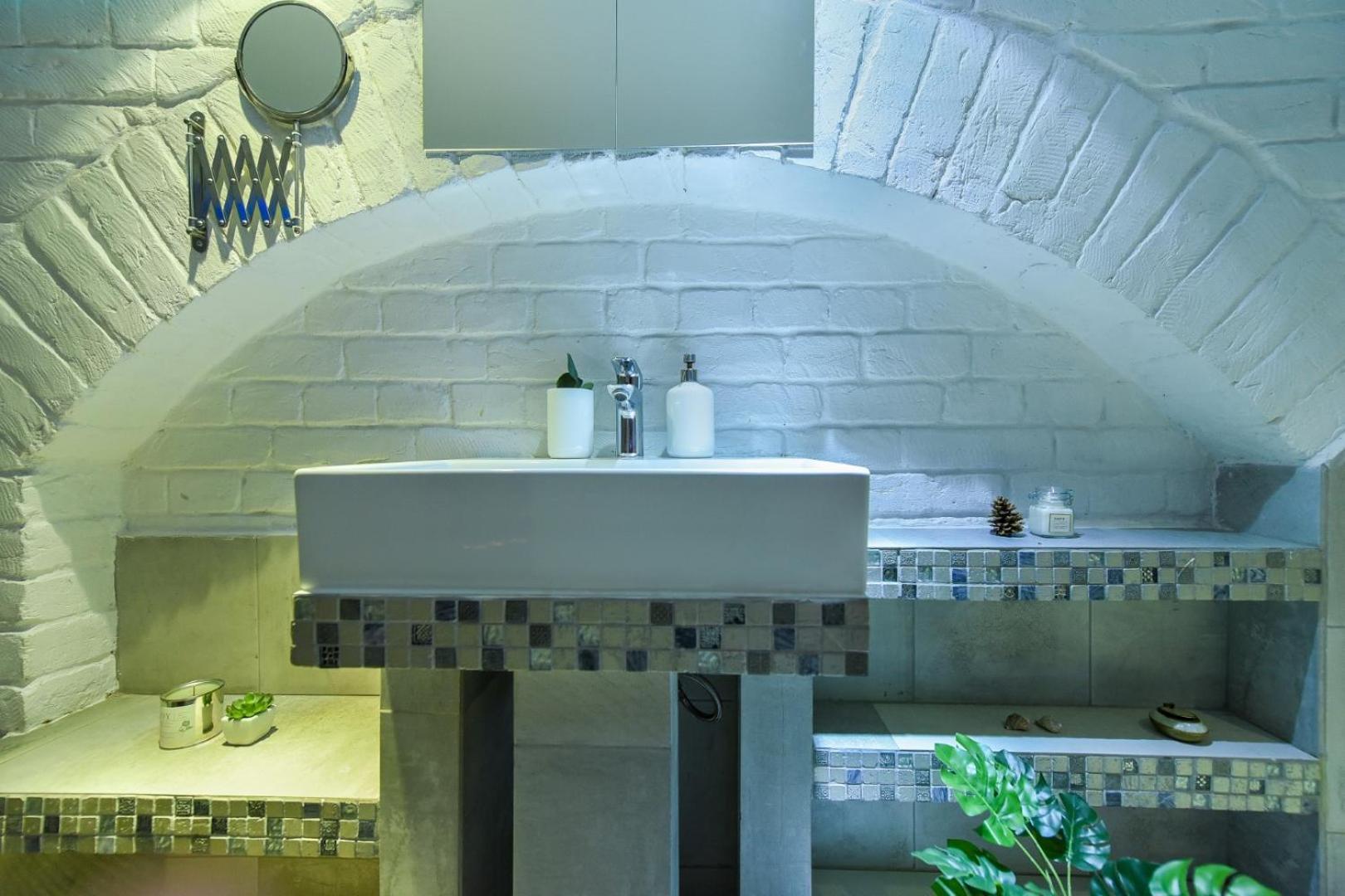 Central Comfort - Duplex-Style Studios On Regina Elisabeta Bukarest Rum bild