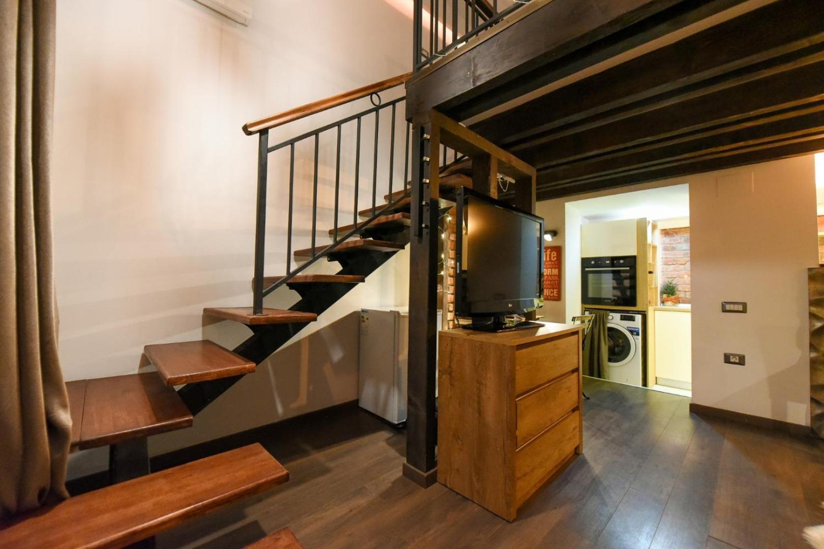 Central Comfort - Duplex-Style Studios On Regina Elisabeta Bukarest Exteriör bild