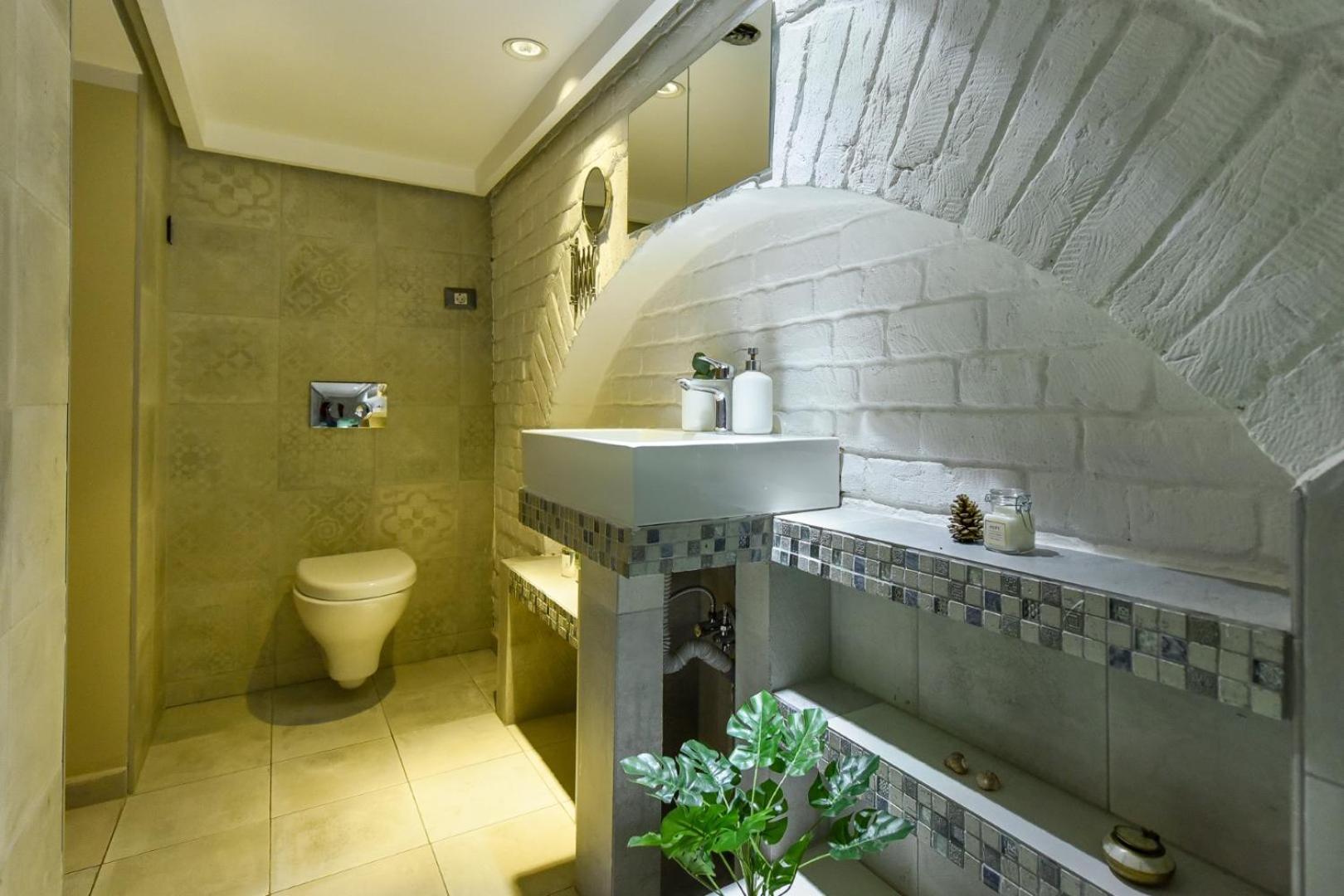 Central Comfort - Duplex-Style Studios On Regina Elisabeta Bukarest Rum bild