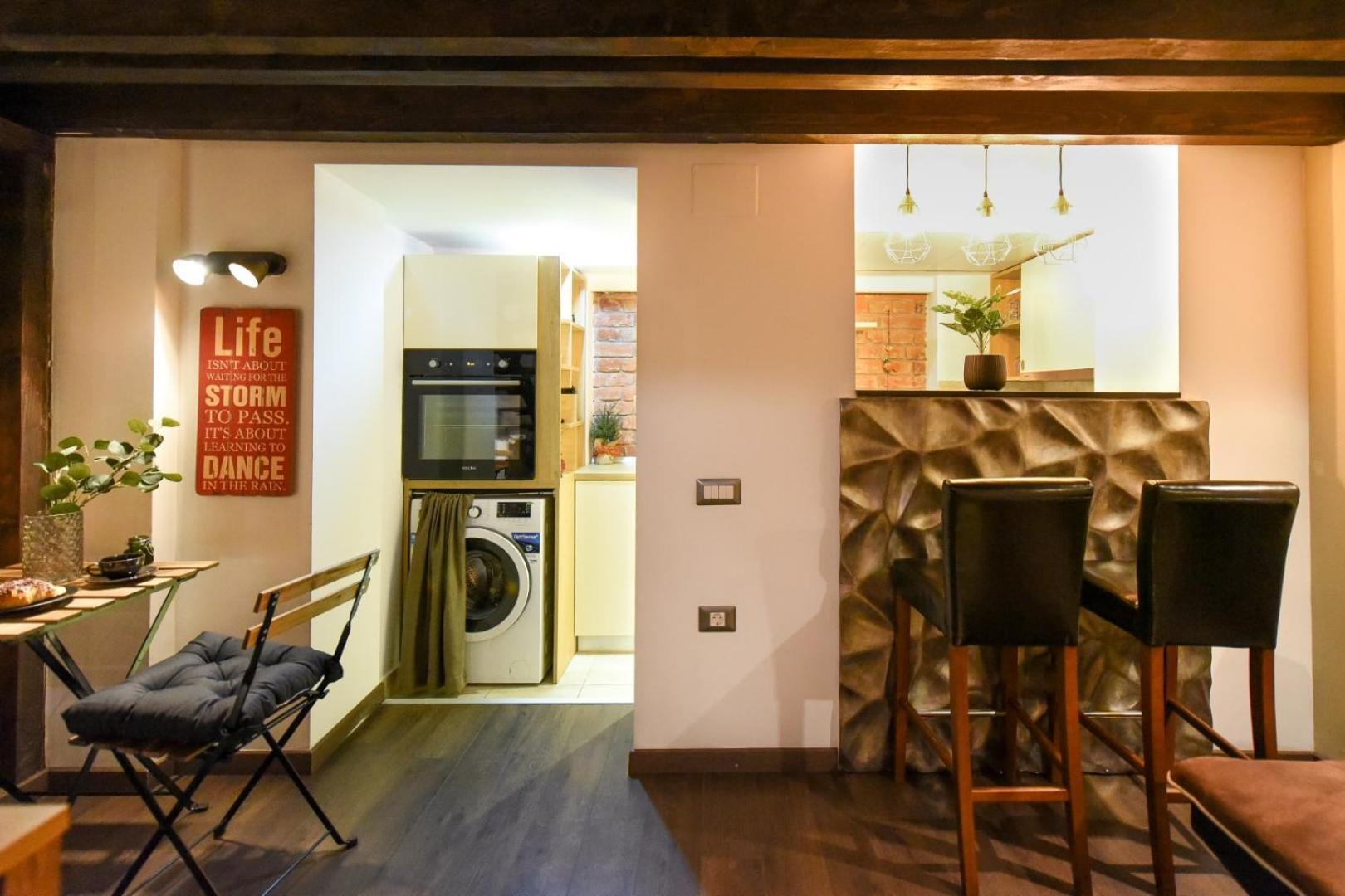 Central Comfort - Duplex-Style Studios On Regina Elisabeta Bukarest Rum bild