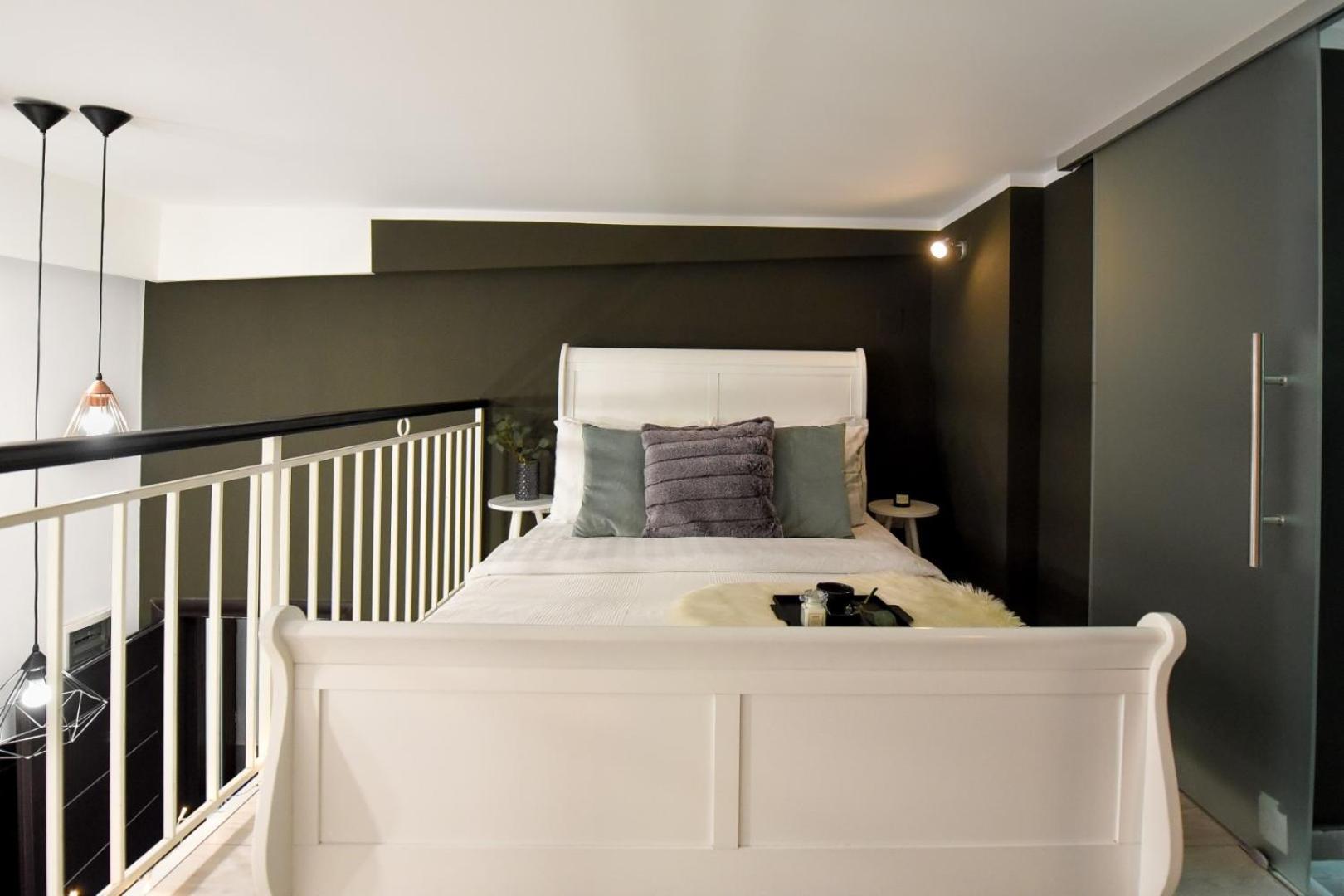 Central Comfort - Duplex-Style Studios On Regina Elisabeta Bukarest Rum bild