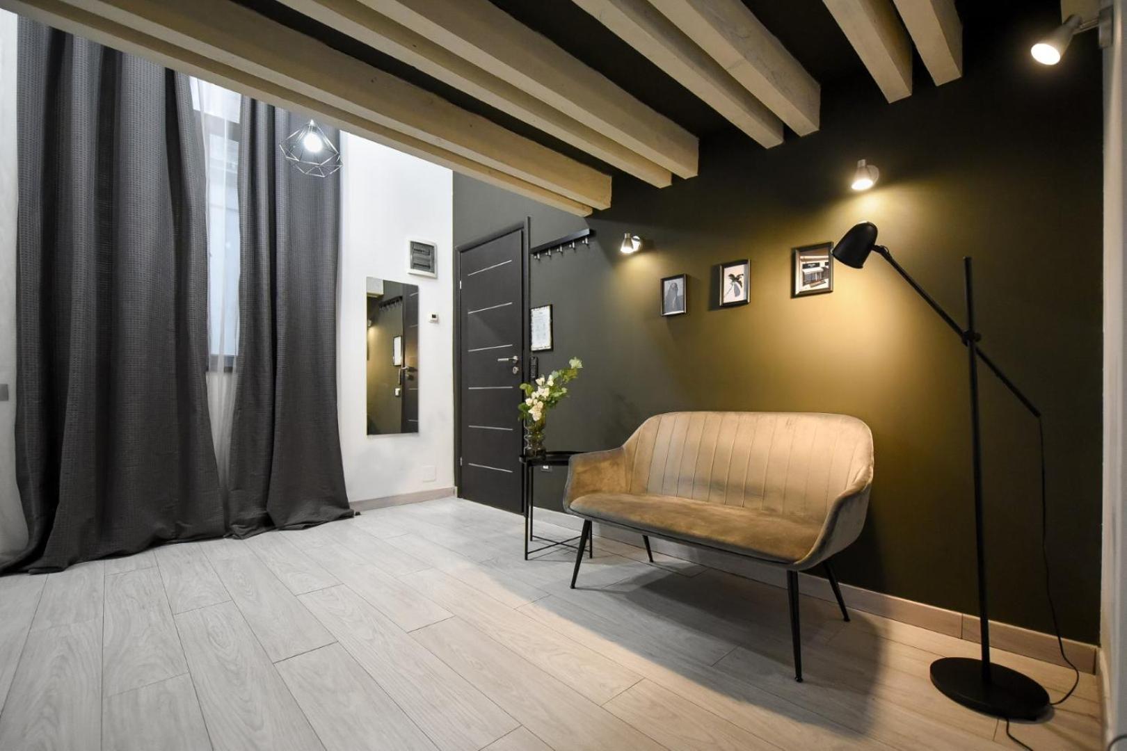 Central Comfort - Duplex-Style Studios On Regina Elisabeta Bukarest Rum bild